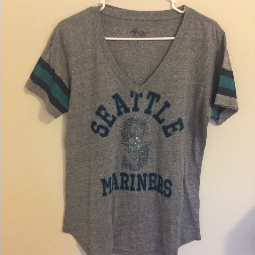 V neck tee shirt